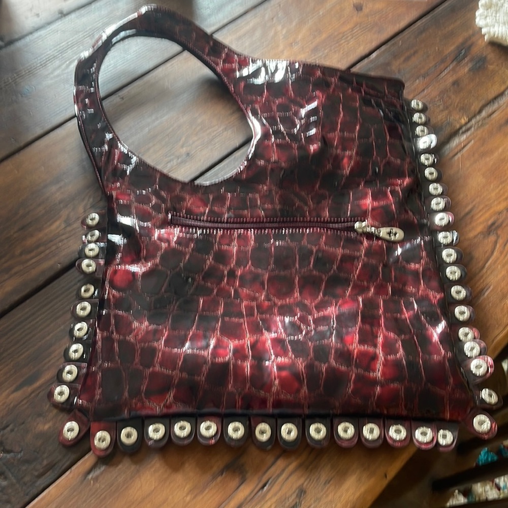 Trendy little shoulder bag